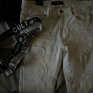 i’m selling designer jeans cult jeans
